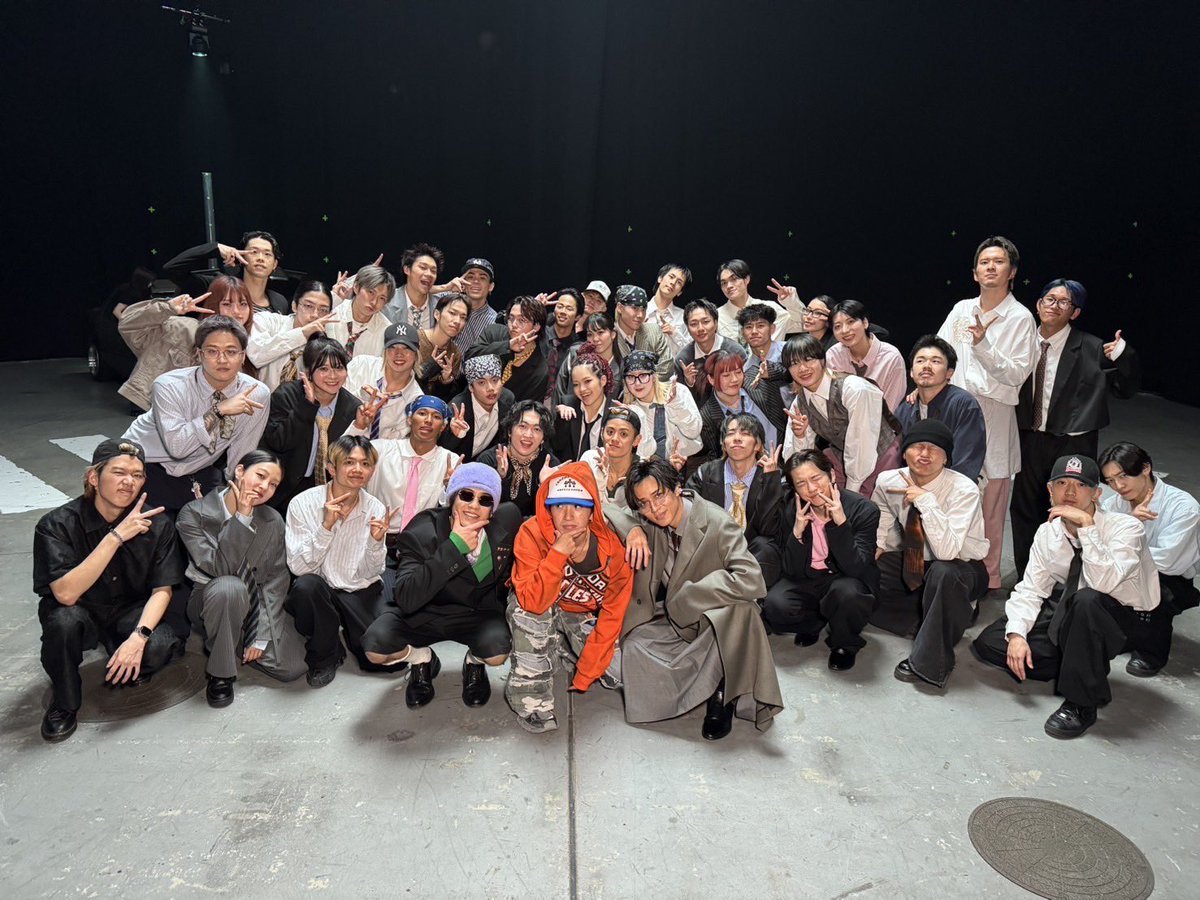 K_aito0__0b's tweet photo. King&amp;Prince「I Know」MVにダンサーとして出演させて頂きました！👔
是非MVチェックして下さい！✔️
King&amp;Princeのお二方、KAITAくん、関係者の皆様ありがとうございました❗️❤️‍🔥
Choreographer:KAITA(Rht.) @kaita0719 

#IKnow
#KingandPrince https://t.co/3AlipPyz6t