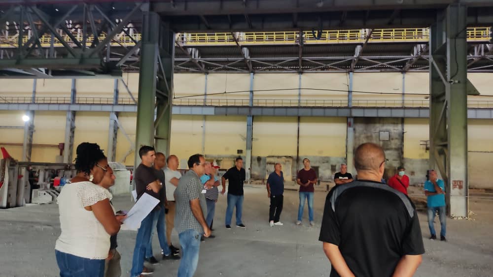 MindusIndustria's tweet photo. Continua el habitual chequeo de inversiones en Antillana de Acero a pie de obra. 
@GAcinox
 aportando al #DesarrolloIndustrial de #CubaEstáFirme 
@EloylvarezMart1
 @otero_reinier https://t.co/GM5ps8CVDm