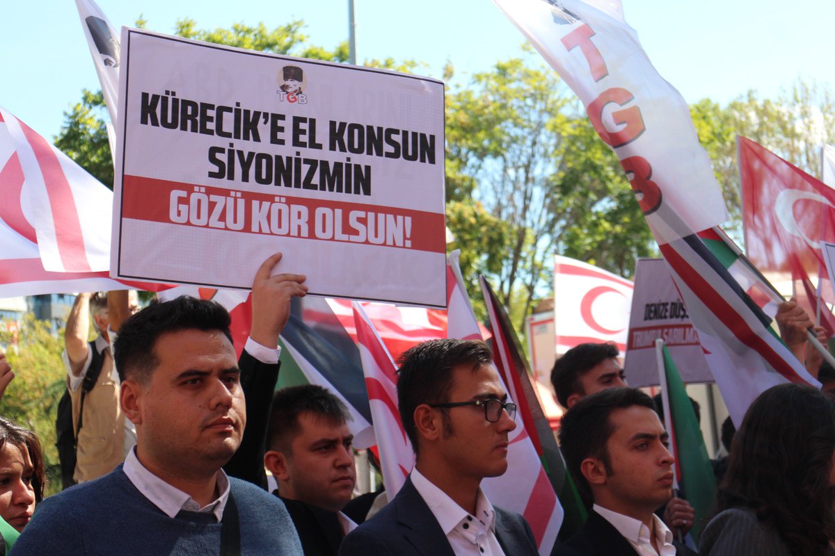 🔴 İSRAİL TERÖRÜNE KARŞI EYLEM ZAMANI!

Kürsülerden kınamalar ve lanetlemeler devri kapanmıştır.

Trump dostluğuyla Filistin'i savunamazsınız!

Hükümete sesleniyoruz:

‼️ABD-İsrail'in Gazze'yi tamamen işgal planını koltuklarınızdan izleyemezsiniz.

Filistin, Türkiye, KKTC; bütün