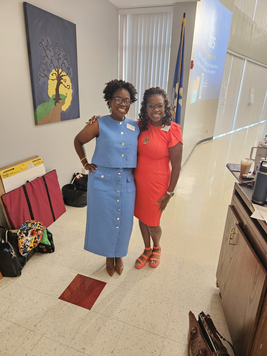 TheresaHamiton's tweet image. We had a great day learning,  growing, &amp;amp; reflecting with Louisiana educators  during our @NIETteach South-Central Learning Collaborative.  We are leveling up toward instructional excellence. 
#TheNIETway 
@NIETSRoss
@ChristinaHulin
@SwiftStudy1