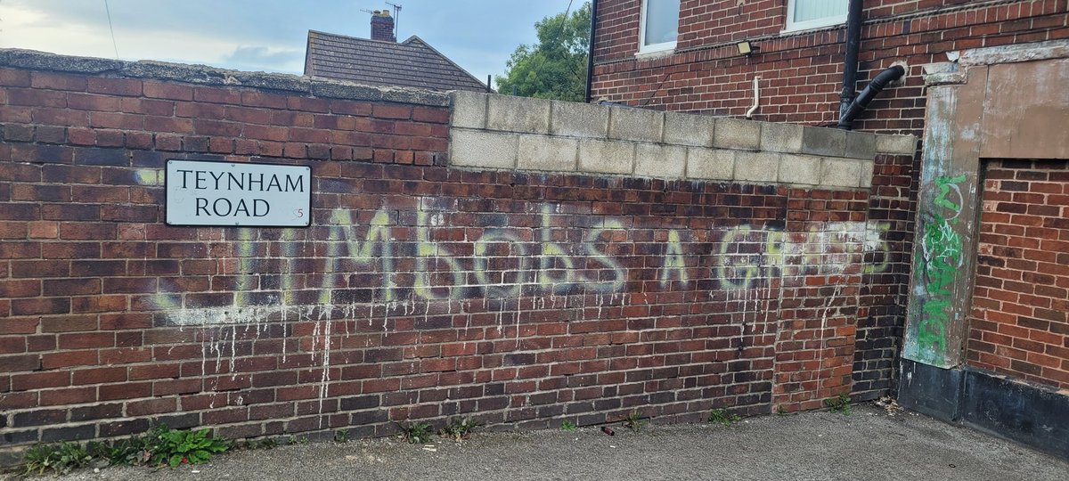 waynedale55's tweet photo. What have you been up to in Sheffield @mrjimBob ? https://t.co/OpYEjUZZvC