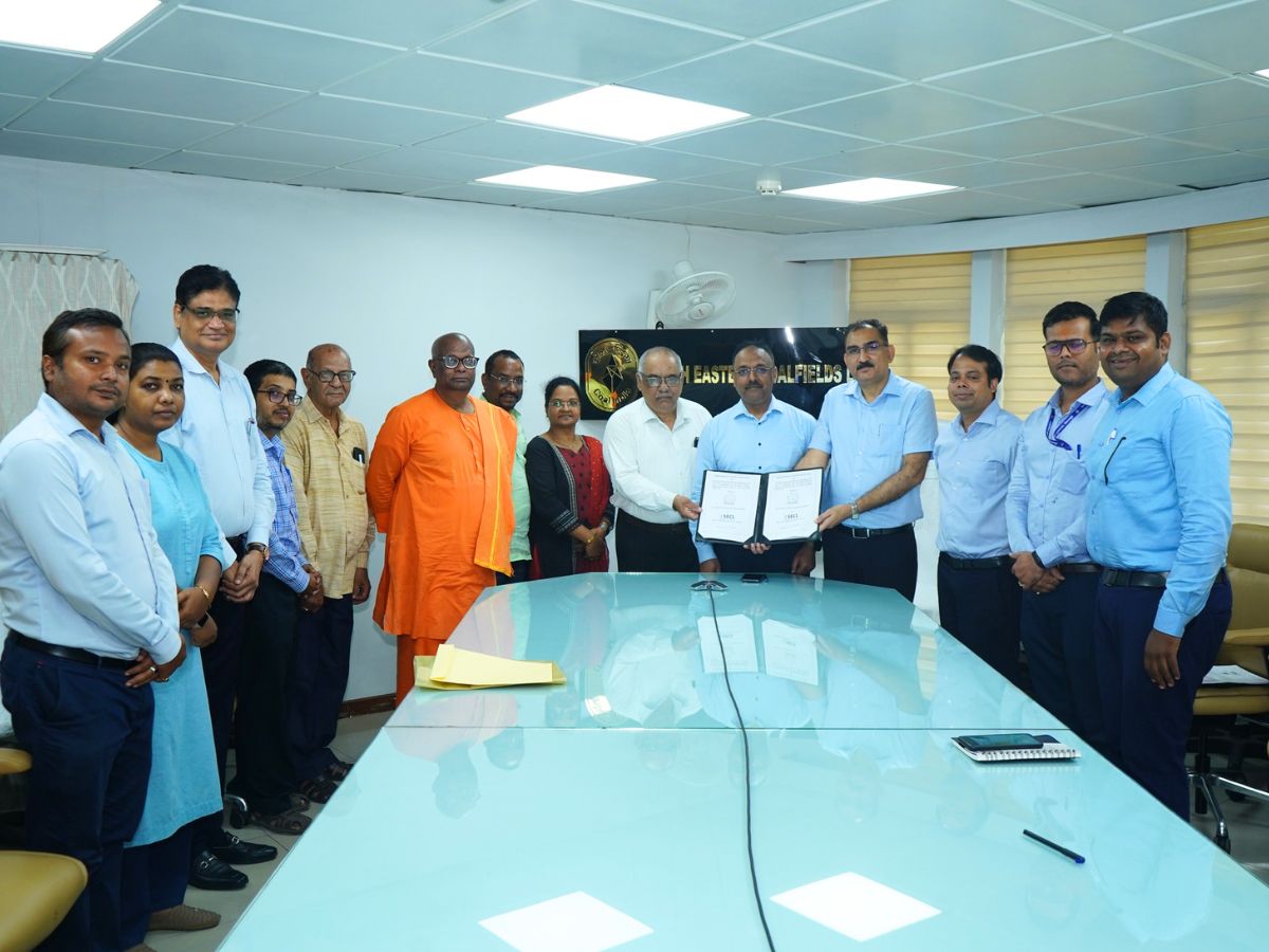 psuconnect's tweet image. SECL Signs Two MoUs worth Rs 75 Lakh for Healthcare and Education Infrastructure...

Read here-👇
psuconnect.in/memorandum-of-… 

#SECLCSR #HealthcareDevelopment #EducationInfrastructure #BilaspurInitiatives #CorporateResponsibility @secl_cil