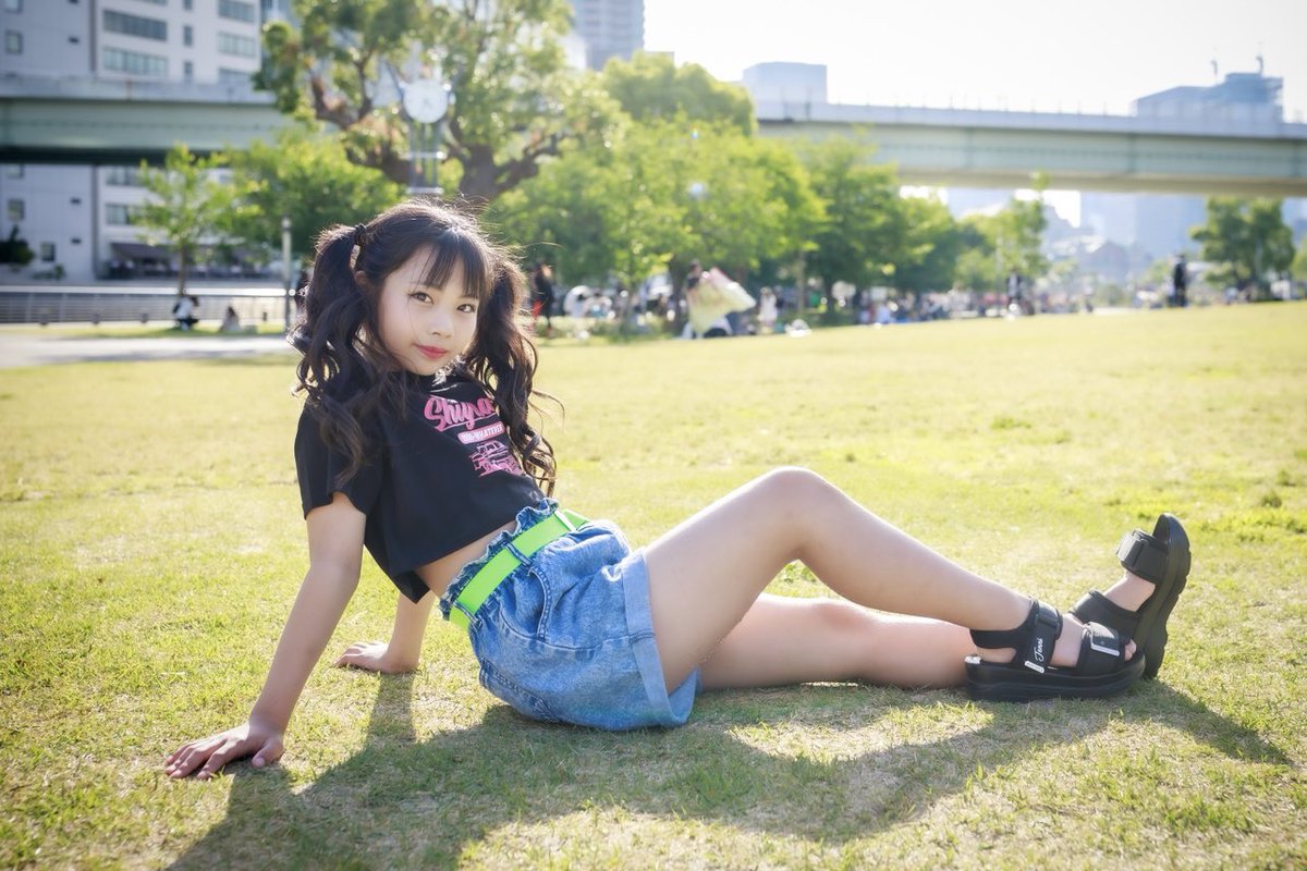 [新聞] 12歲長這樣？日本「小學生辣妹」畢業照 - 希洽 - PTT.BEST 批踢踢爆文