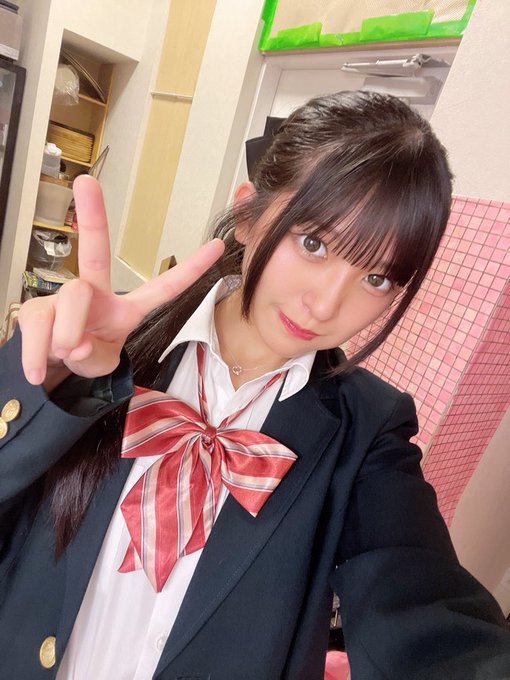 秋月莉緒のTwitter画像3