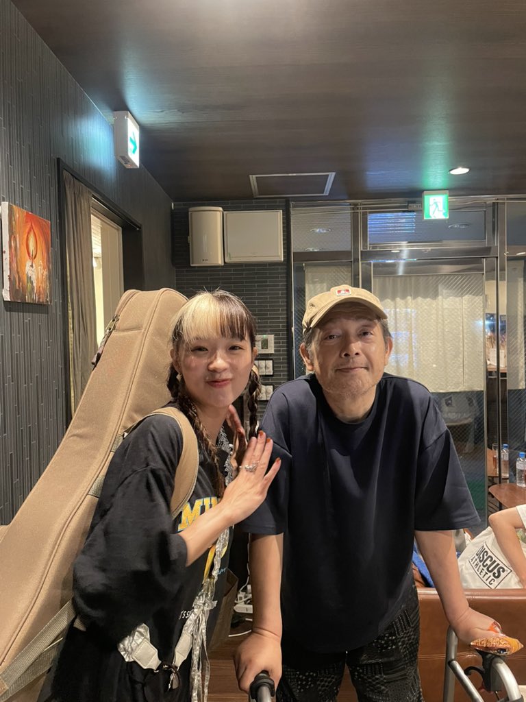 akane_nore's tweet photo. 自主企画【NISENNIJYUGO】

無事、完走しました！！

もんりぃさんがずっとニコニコ見守っててくれて幸せ空間すぎてずっと浸っていたかった♨️

でもまだまだこの方、走るみたいです💨
すごすぎだよぉ、、、

みんなも素敵な空間にしてくれてありがとう💗
今日会えたみーーーんなだいすきだ！ https://t.co/lMDBqM3R3i