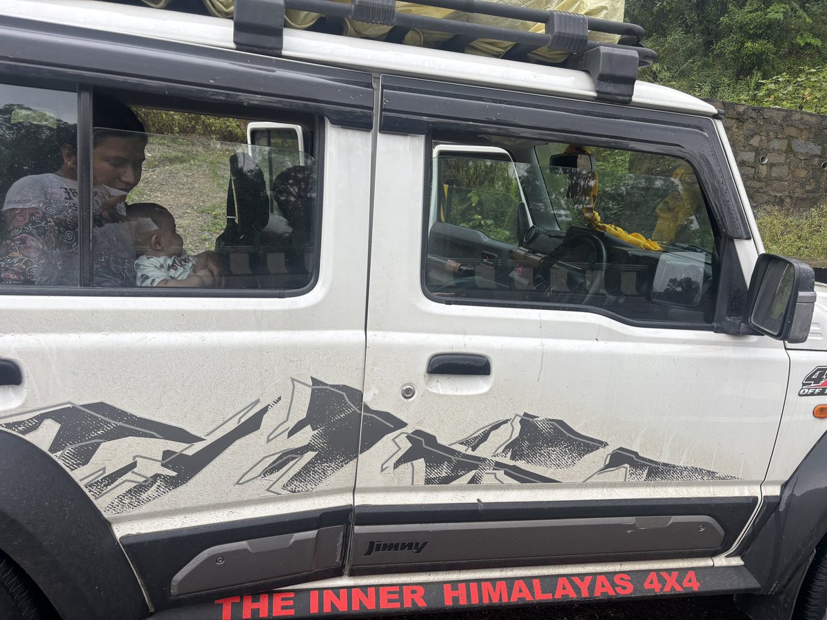 HimalayasInner's tweet photo. 🚖❄️ 4x4 Taxi Booking in Manali – Safe &amp; Comfortable Ride! ❄️🚖
Explore the snowy valleys and adventure destinations of Manali – Rohtang Pass, Atal Tunnel, Solang Valley, Spiti &amp; Leh-Ladakh – with our 4x4 SUV Taxi Service. ✅ Professional Local Drivers ✅ Clean &amp; Comfortable https://t.co/nyj30sS7HK