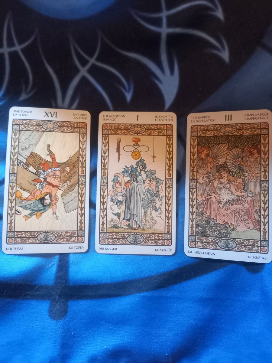 Carla Castelo tweet media