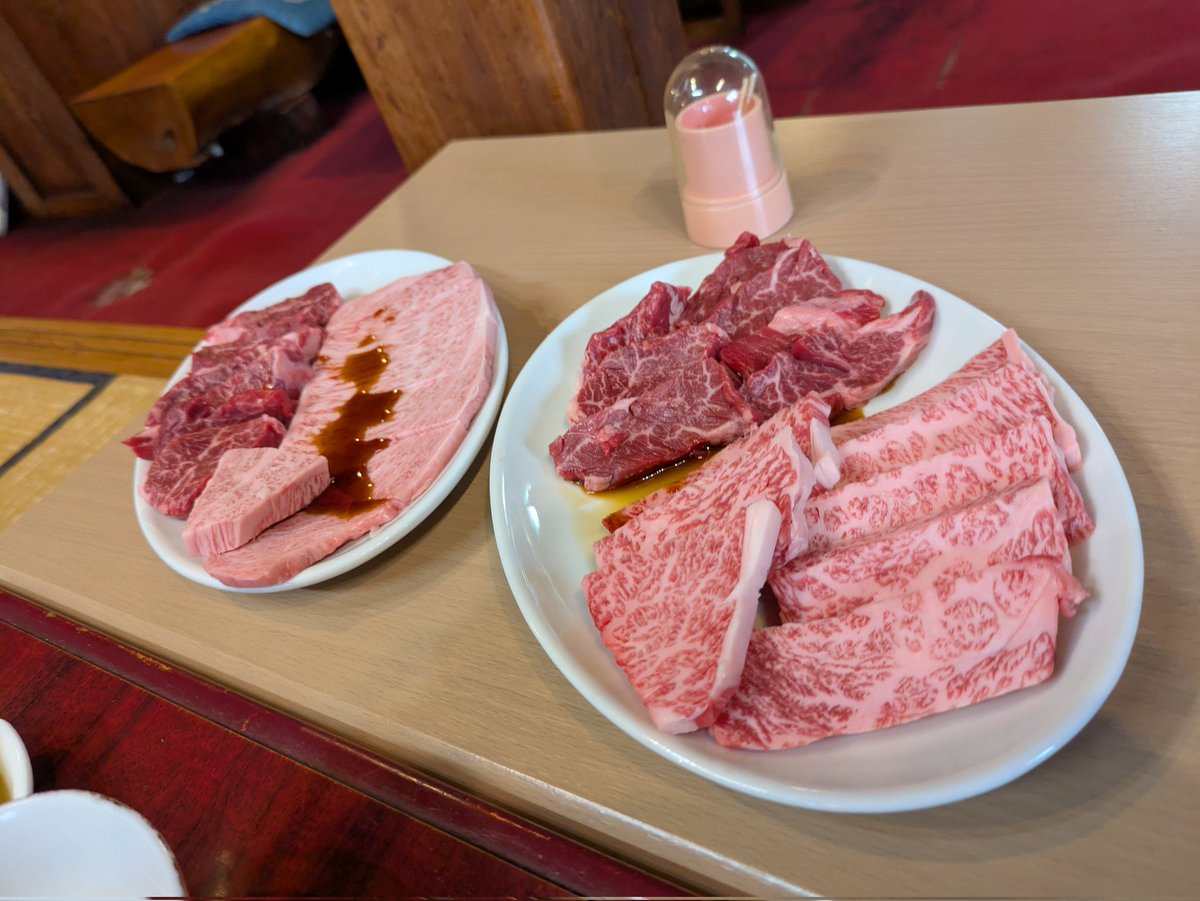 W30355Takehiro's tweet photo. 念願叶って伊豆半島最南端にして最高峰の焼肉屋"桂うま"さんに訪問出来ました。味値段接客最高でした。#伊豆　#焼肉 https://t.co/a8cc16ABYa