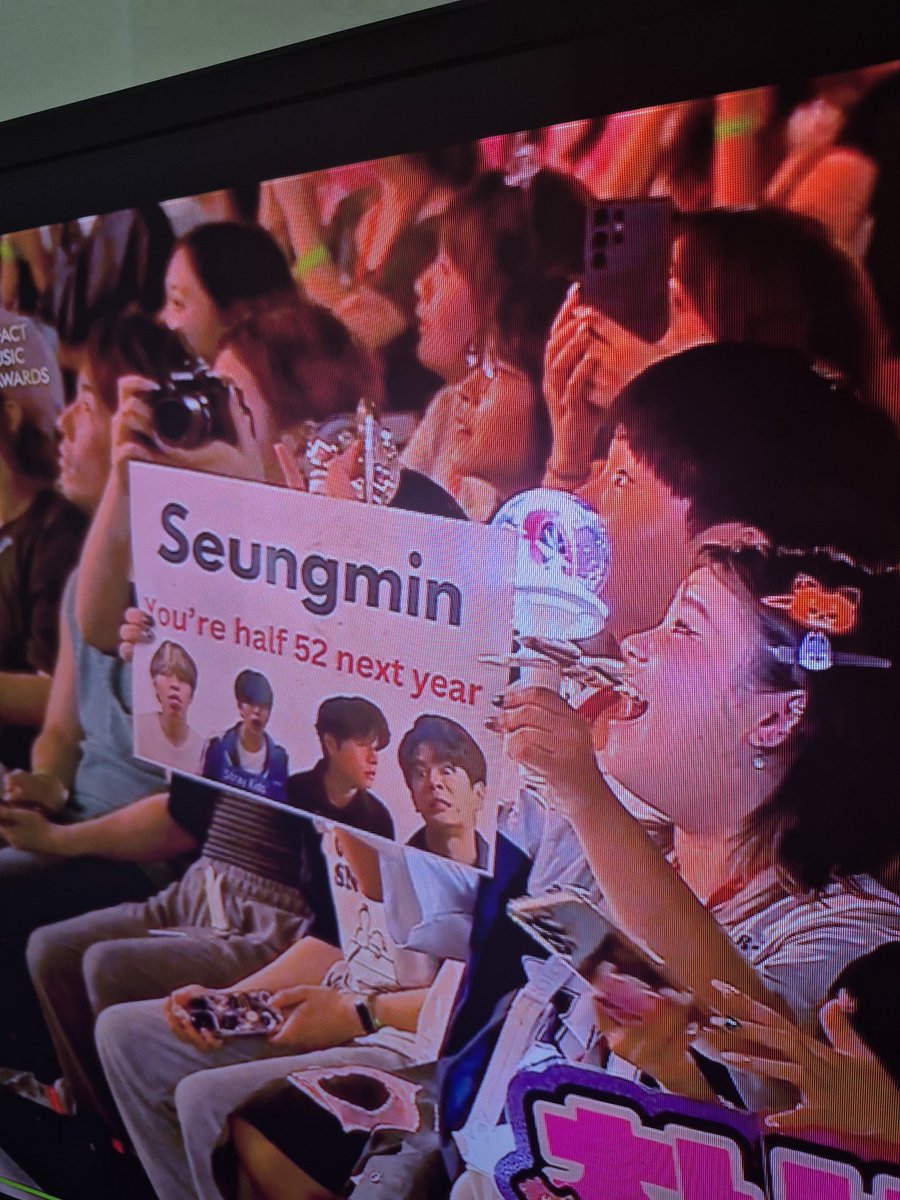 CA_dream3r's tweet image. NÃO É POSSÍVEEEEEEEEEEEEEL

#StrayKids #TMA2025