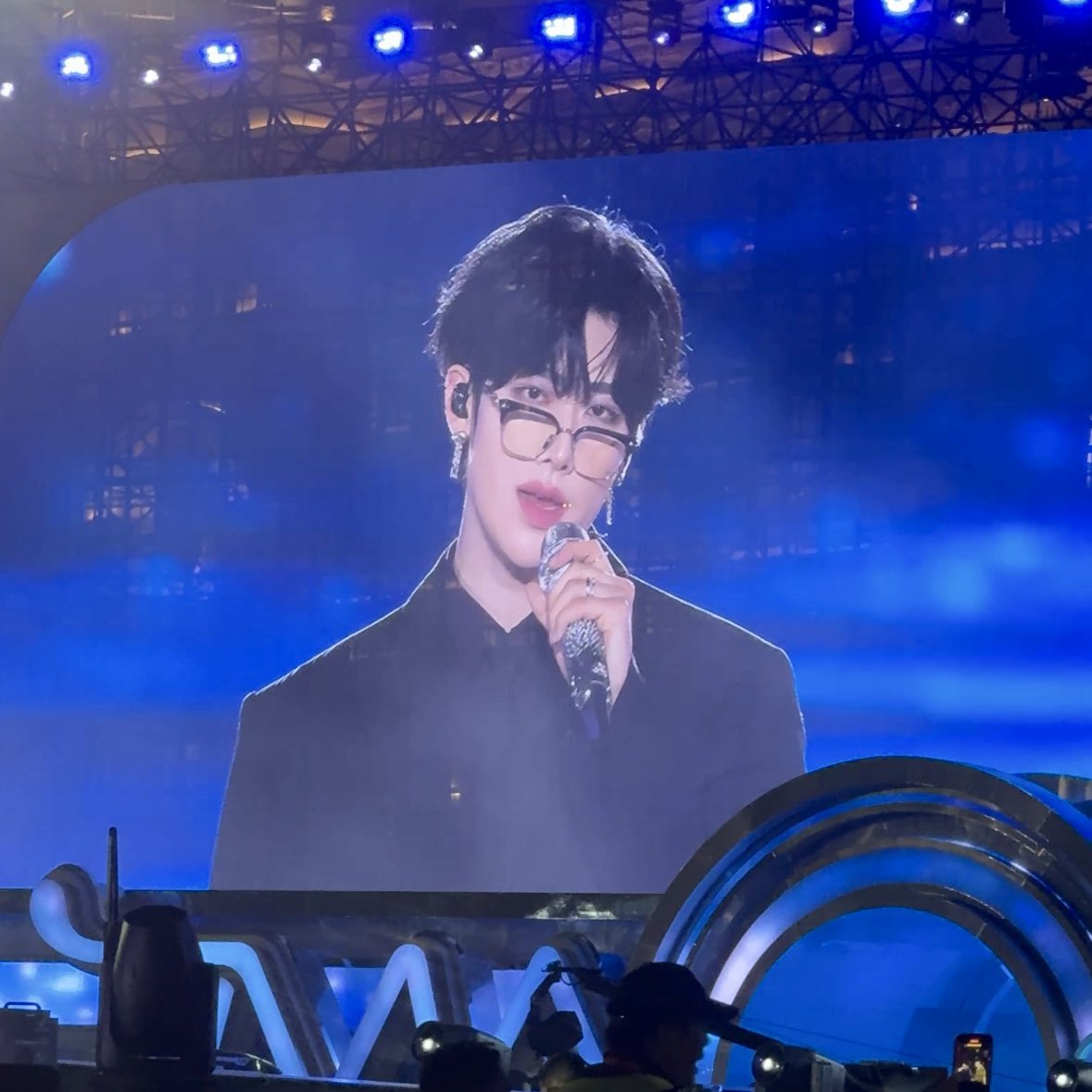 gyubrikcloud's tweet photo. anyway, i cried https://t.co/RpatFtariP