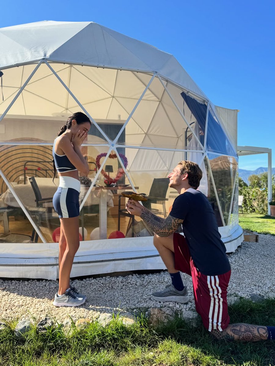 non si scherza in questo modo con i nostri sentimenti io ci stavo credendo davvero !!!!