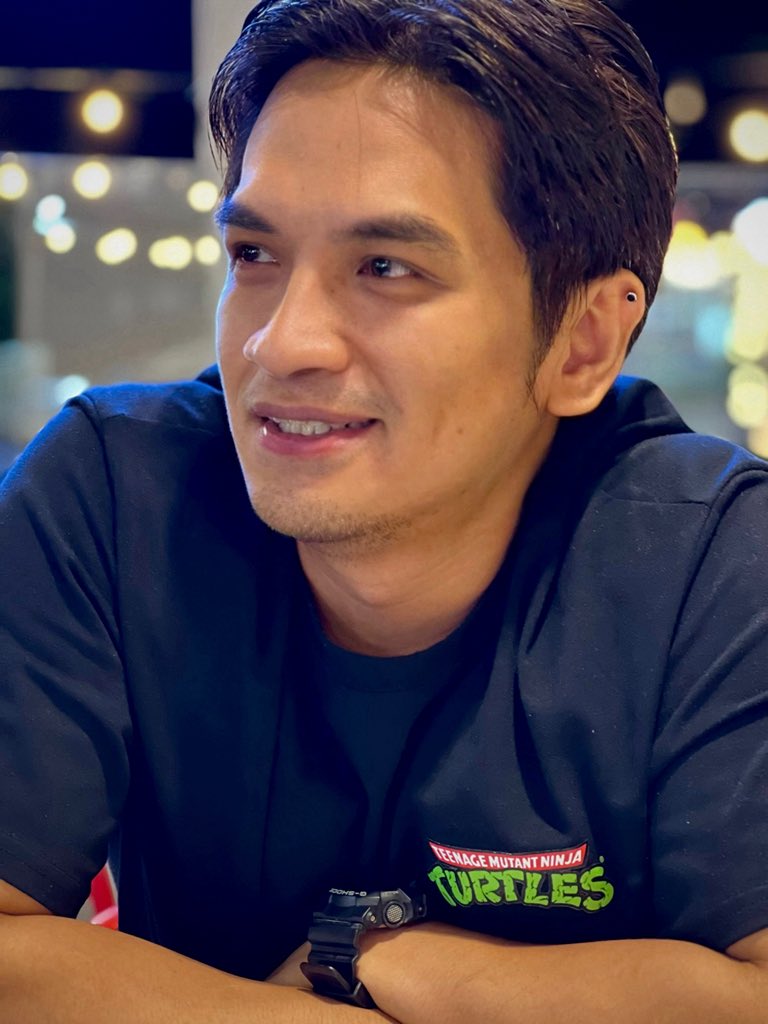 giocenteno's tweet photo. Proof of life, not AI. Just me, officially adding +1 today #ForeverYoungAt41 https://t.co/i91Od9oSdp