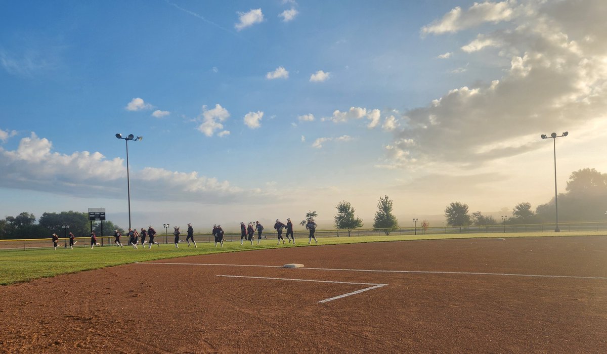 Arlington High School Softball tweet media