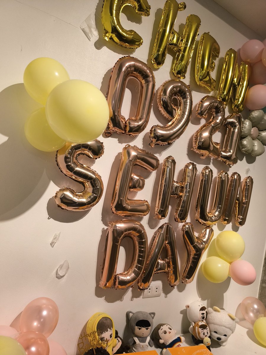 chenlilies's tweet photo. (⁠ﾉ⁠◕⁠ヮ⁠◕⁠)⁠ﾉ⁠*⁠.⁠✧

#GoldenRaysofSechen #921SeasonswithChen #LongTimeNoHun https://t.co/112mqexnY4