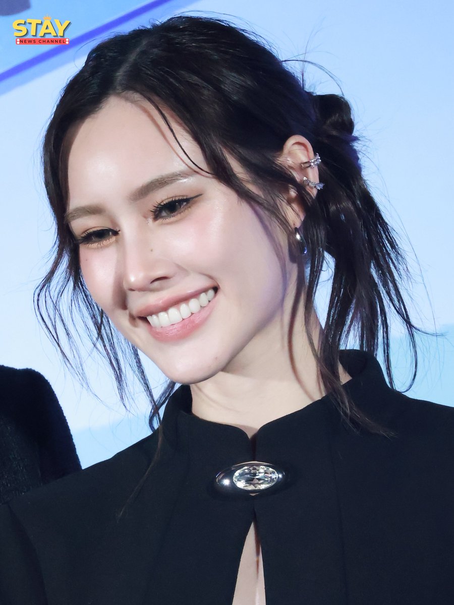 เก็บตกภาพบรรยากาศ นีโอ - มิ้นท์ จับมือแก๊งเพื่อนสร้างรอยยิ้มแบบฟลูทีม ในงาน That Summer : The First Sunshine

#ThatSummerSeriesEP1
#ThatSummerSeries
#neoneos 
#mintthisharr