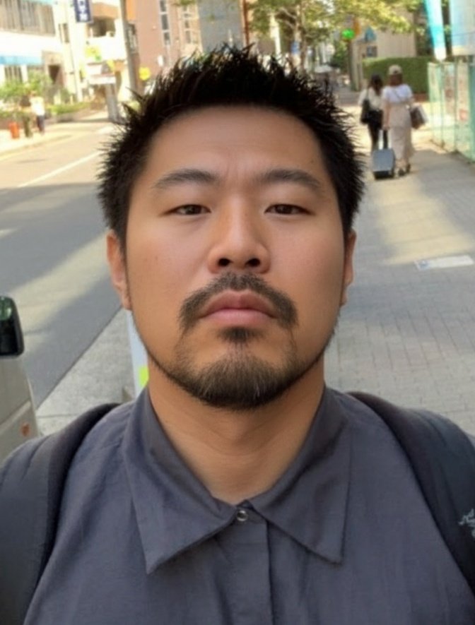 髪染めたことないからGeminiくんにシミュレーションお願いしたら、黒髪以外もまあまあ似合うのかな？

それより髭生やしてみてって言うたら中野系ホモが爆誕して笑った
髭あったほうがいい？笑