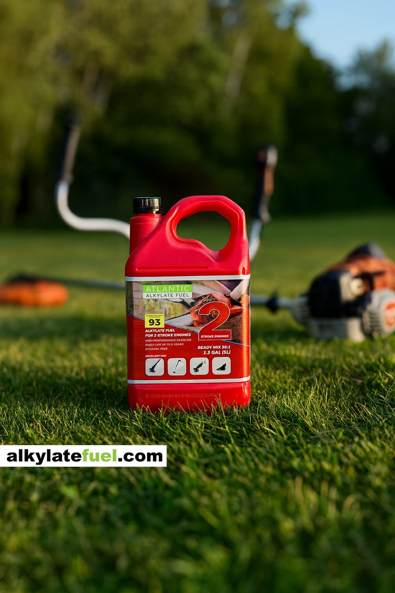 alkylatefuel's tweet photo. Weekend projects? We’ve got the fuel to get it done. 🛠️ https://t.co/XooPpVYR4W #GardenReady #2StrokePower #alkylatefuel https://t.co/BwwAj2KkZL