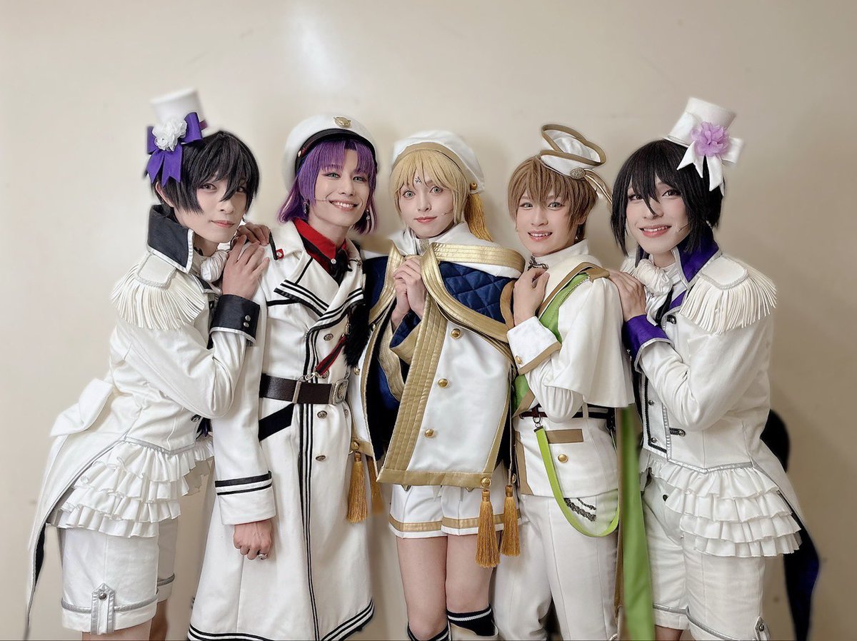 舞台『魔法使いの約束』きみに花を、空に魔法を　前編🥀

19公演目💫
ご来場ありがとうございました‼️

小さいのが一人足らんのう❄️
#まほステ