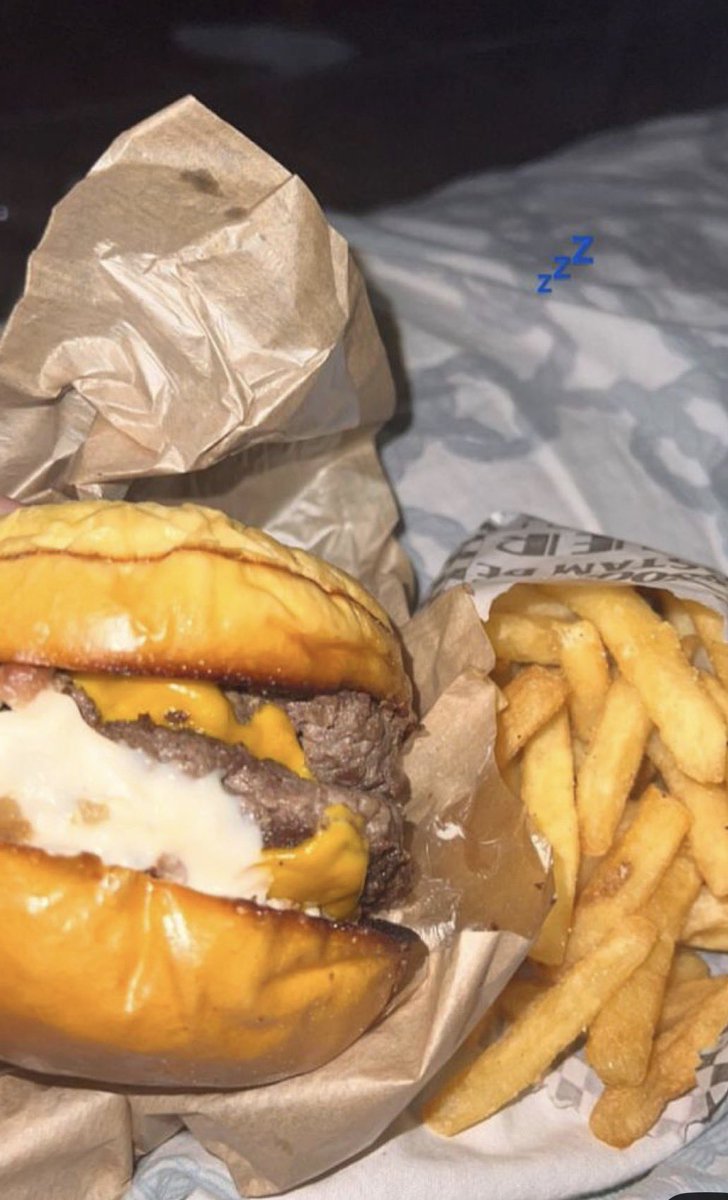 Cupom99Food's tweet photo. 🔥 CORRE! Promo limitada 🔥
Tá valendo R$40 OFF no 1º pedido da 99Food.
👉 FOOD-8S224D
📲 https://t.co/zS9PKbpBlj
⚡ Vai perder essa? https://t.co/LeoI4olREN