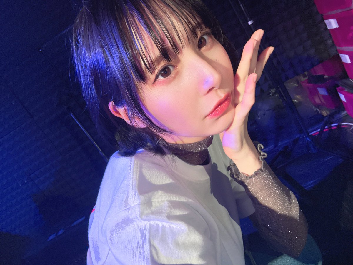 xxxskri's tweet photo. 腕痛い.ᐟ.ᐟ.ᐟ初日名古屋楽しかったです.ᐟ.ᐟ.ᐟ
ありがとうございましたまた明日.ᐟ.ᐟ.ᐟ #MANAKOTOUR2025 https://t.co/Zk3fqUHlI1