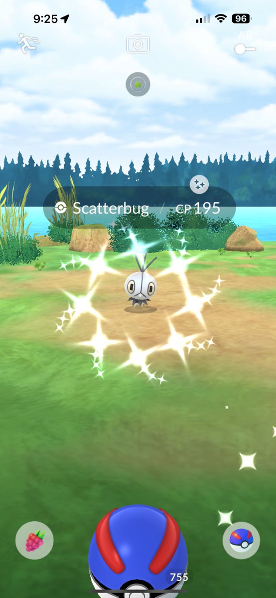 Omg 😱 just caught shiny ✨ Scatterbug from the Meadow Region 😍

#pokemongo #pokemon #gaymer #teaminstinct #shinyhunter #ShinyPokemon