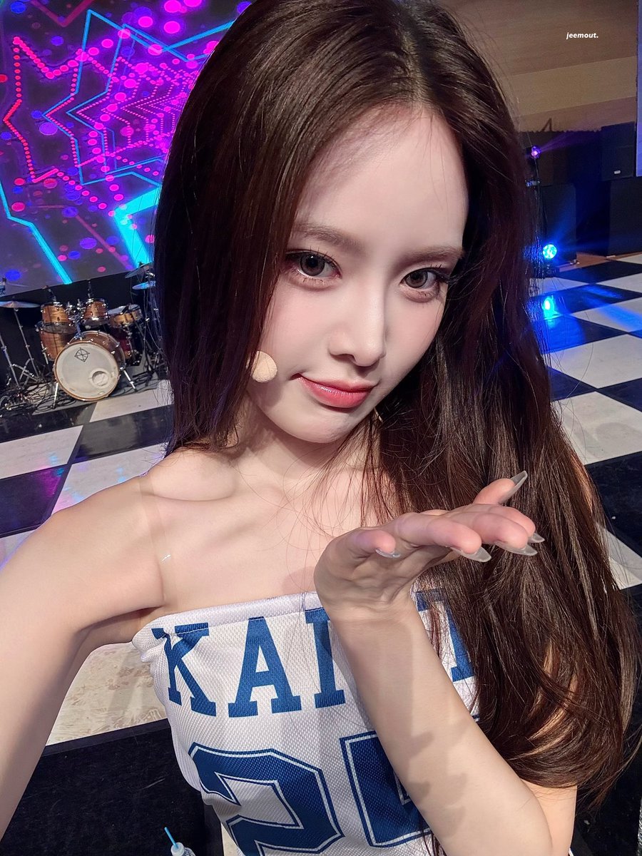 jeemout05's tweet photo. 250920

#izna #이즈나 
#BANGJEEMIN #방지민 
#JEEMIN #지민 https://t.co/U9FQ3yRw26
