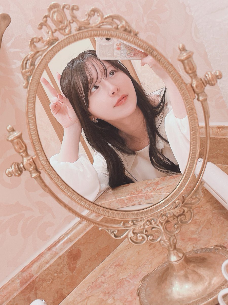 Laysee_n's tweet image. ✌🏻ᴖ ̫ᴖ✌🏻