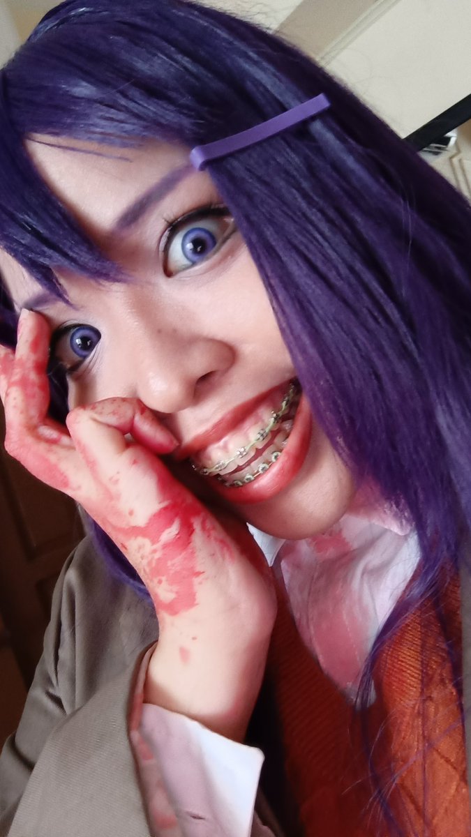 im so exhausted... hey may i have ur pen? 🥺👉👈 #ddlc