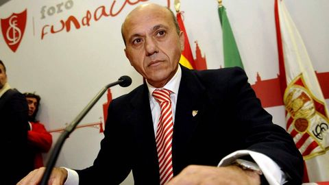 🔙 Echamos la vista atrás y analizamos el descenso administrativo del <a href="/SevillaFC/">Sevilla Fútbol Club</a> en 'Mitos, leyendas e historias del deporte andaluz'

🔊 Hablamos con <a href="/JMDelNido_/">Del Nido Benavente</a>, Eduardo Romero, Jesús Rodríguez de Moya, José Miguel Prieto y varios peñistas

🗣️ Con Juanma Ávila y <a href="/VentoNacho/">NachoVento</a>