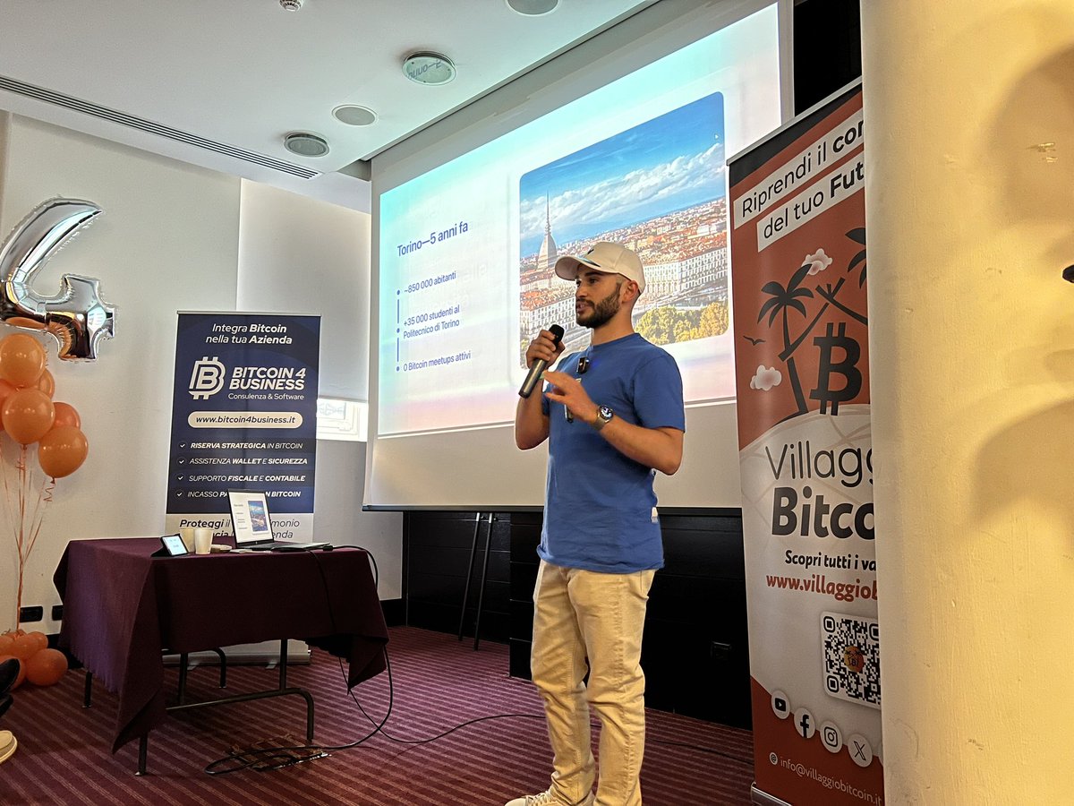 A bridge between the university and industry : <a href="/bitciccio/">Francesco Pelle</a> is rocking Villaggio Bitcoin with a presentation of Bitpolito !