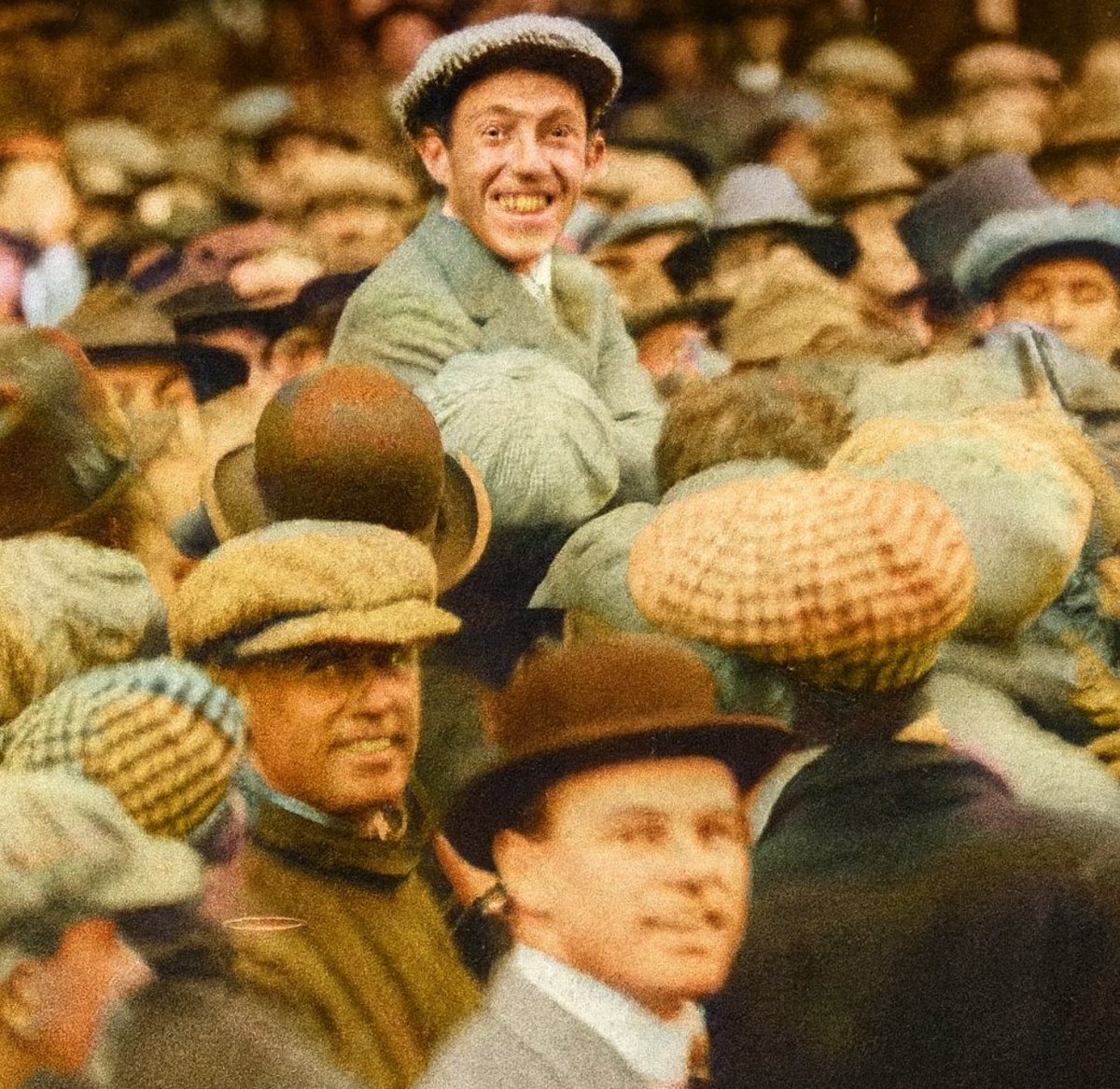 September #GolfHistory: 
On September 20, 1913 a 20 year old amateur golfer by the name of Francis Ouimet shocked the golf world when he knocked off Harry Vardon &amp; Ted Ray to claim the 1913 US Open.

A victory that inspired the next generation of American Golfers and helped grow