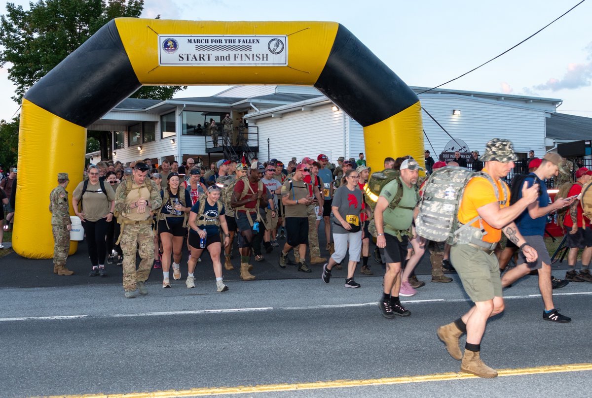 Today we remember our fallen service members whose sacrifice is so precious, costly, and can never be repaid. Sacrifice is a hallmark of military service. It’s great to see so many honoring the memories of those who made the ultimate sacrifice. #NeverForgotten #OneTeamOneMission