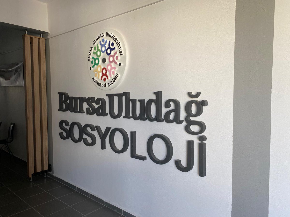 Medeniyet Sosyoloji olarak 17-19 Eylül tarihleri arasında XI. Ulusal Sosyoloji Kongresi'nde, Bursa Uludağ Üniversitesi'ndeydik!

"Toplumsal Dönüşümler ve İhtimaller: Sosyolojinin Yeni Sorunsalları" başlıklı kongreye hocalarımız, lisans ve lisansüstü öğrencilerimizle katıldık.