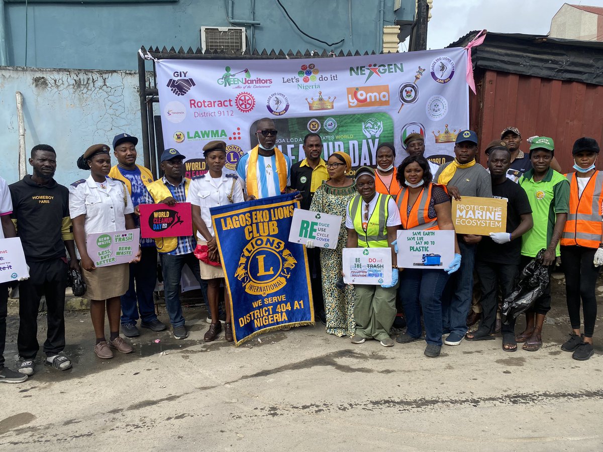 Ruthee101's tweet photo. Let’s join hands together, to save humanity by saving the earth through safe activities on the planet.What does your drainages look like!!!
Let’s take action now!

#cleanupday #worldcleanupday #climatejustice #climatechange https://t.co/qm2wyG4ea7