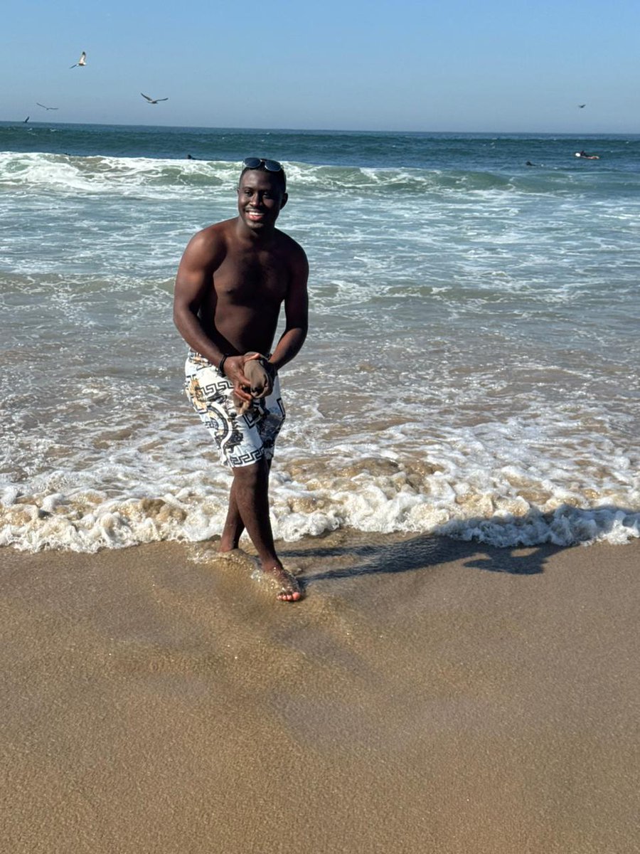 Gr8t_Fidel's tweet photo. Praia de Matosinhos beach, Porto. https://t.co/eYrncfyZXC