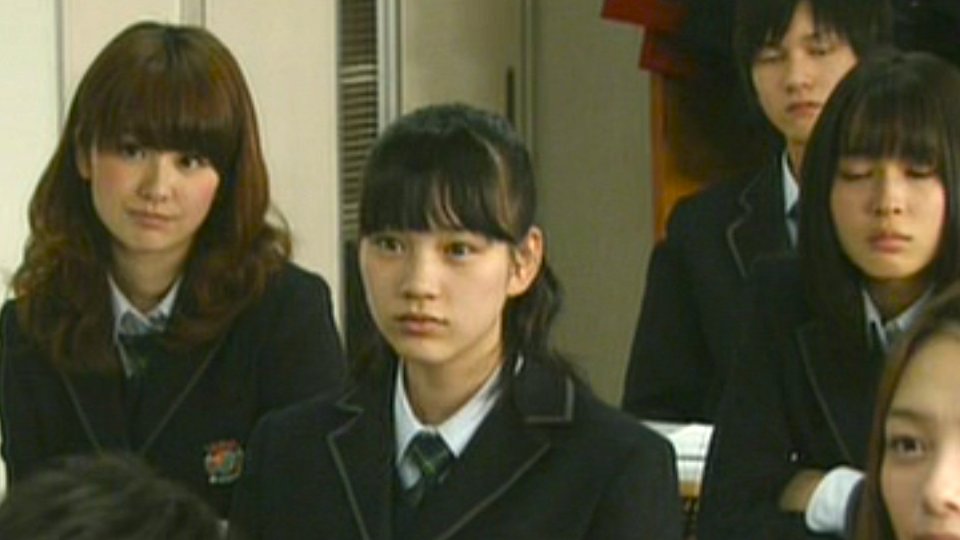 #前髪を垂らした美少女で可愛い能年玲奈ちゃん 

#大切なことはすべて君が教えてくれた2011年放映
9話でやっと良いUPが有った 

＃毎日能年玲奈ちゃん