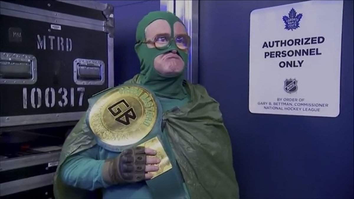 FUCKING BUBBLES!!
THE GREEN BASTARD!!
I LOVE AEW, MAN!! 😭 #AEWAllOut