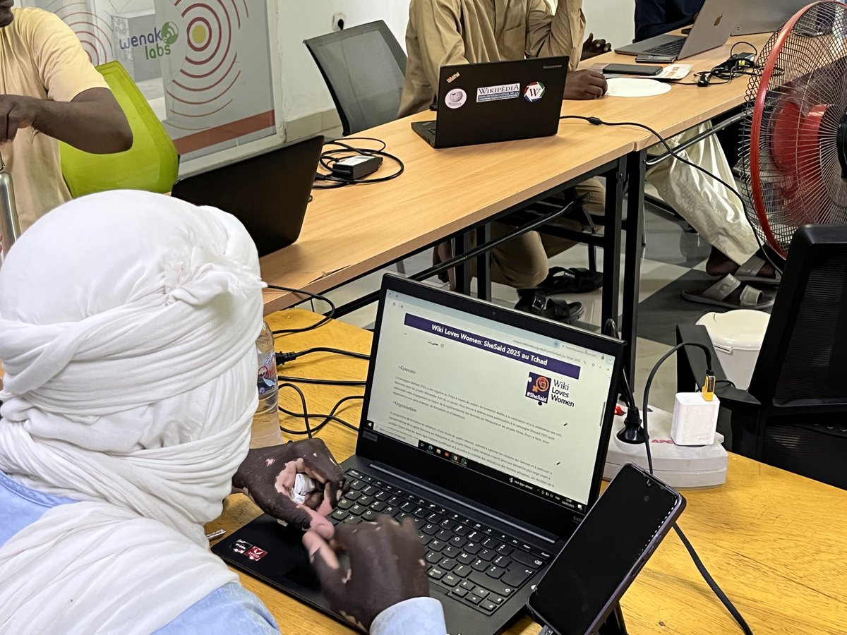 Ce samedi 20 septembre, Wikimedia Tchad a lancé son premier atelier dans le cadre de la campagne She Said 2025 🇹🇩👩‍🎓pour créer les citations des femmes sur Wikiquote. 
Un immense merci à tous les participants pour leur engagement et leur disponibilité 🙌. 
#SheSaid2025 #Tchad