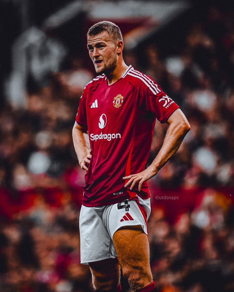 EzzyMUFC's tweet image. DO NOT let that De Ligt performance go without any praise btw, masterful performance in his role today