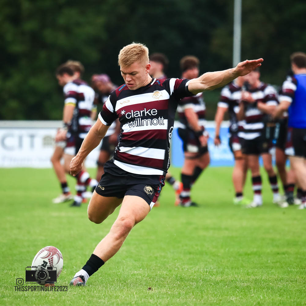 Tremendous entertainment as <a href="/tauntonrfc/">Taunton Rugby Club</a> defeat <a href="/Hinckley_Rugby/">Hinckley Rugby</a> at the Summerfield Stadium to pick up their first victory of the season  <a href="/swsportsnews/">South West Sports News</a> <a href="/Natleague_rugby/">National League Rugby</a>