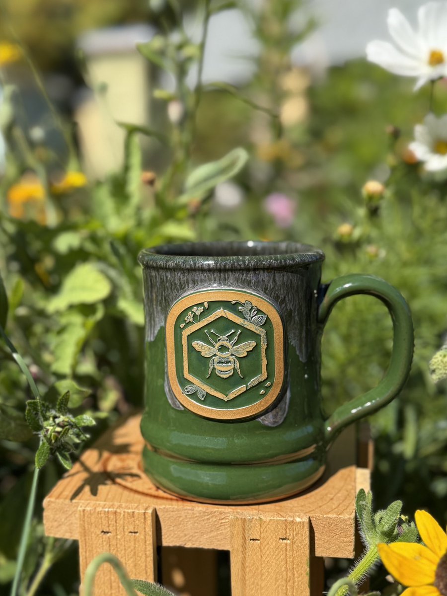 Old Hollow Tree tweet media