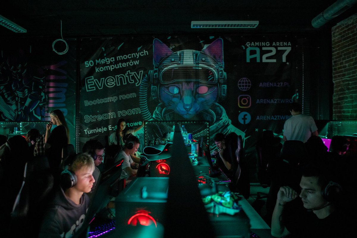 futur1ous's tweet photo. 🔥 Boom! We did it!
The very first CS2 tournament powered by Sui Foundation hit Wrocław: 40 players, ~600 viewers &amp; 2,000 PLN prize pool! 🚀

🙏 Thanks @SuiNetwork + @arena27_wro!
👏 GG to winners – team Hokkaid0o 🏆

This is just the start⚡🌐
Cheers to @AndrewSkry1771💪 https://t.co/ODkjOxjzYi