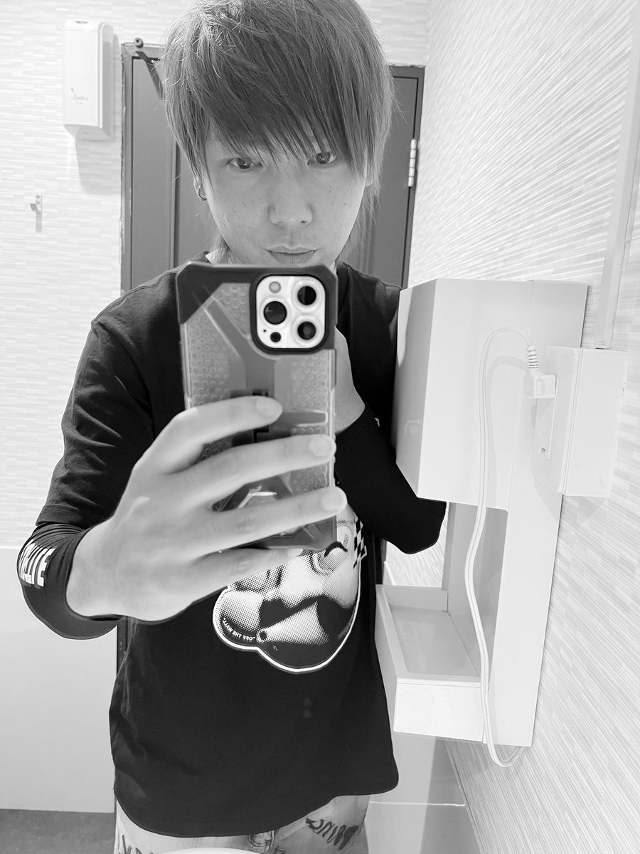 JBBR9IFPHc9FhjV's tweet image. 東京楽しかった🤨💓