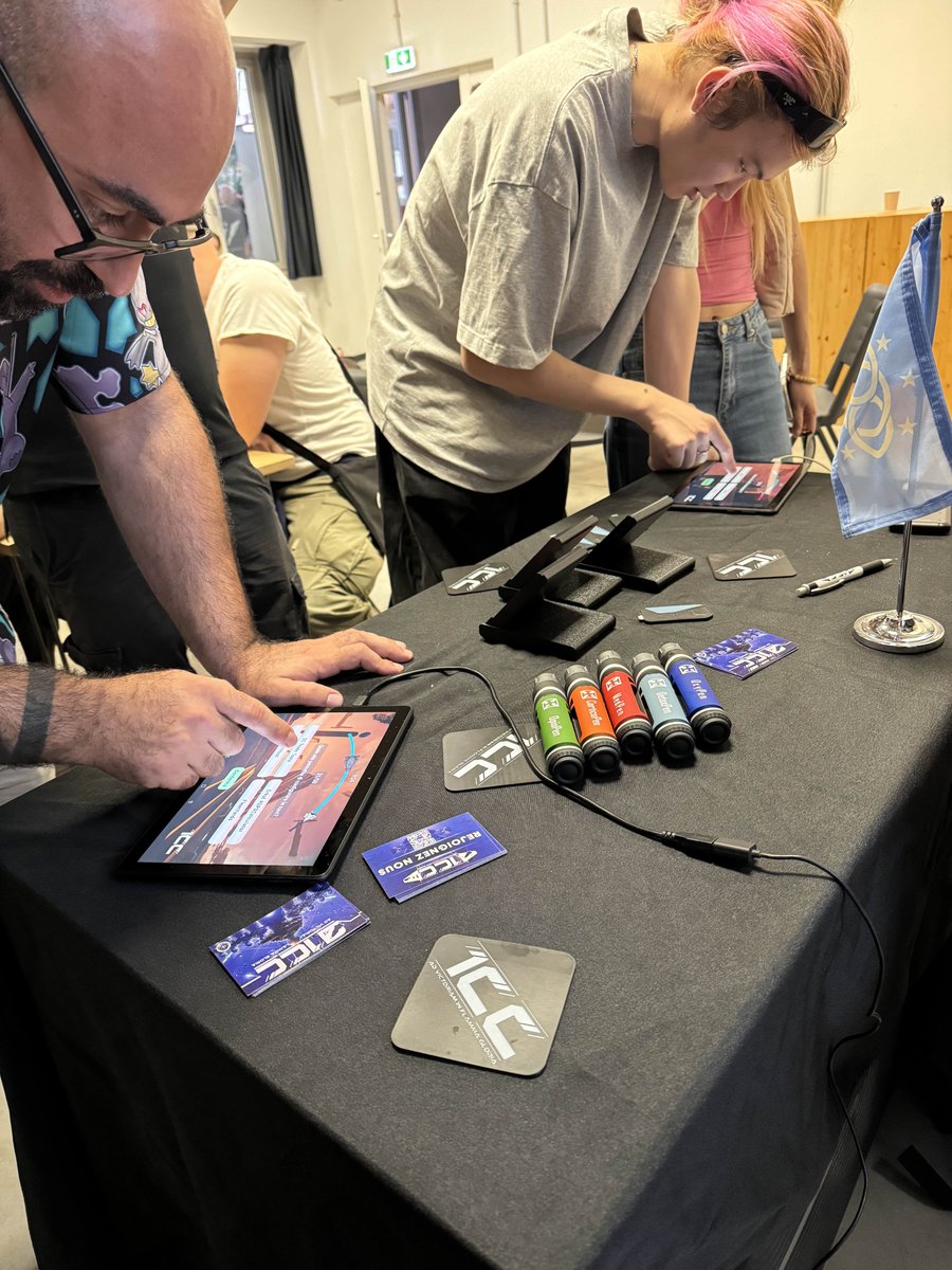 À peine 2 semaines après le Bar Citizen de Lisbonne, Le 1CC met le cap sur Rome 🇮🇹 pour une seconde édition à l'internationale !

Merci à <a href="/RobertsSpaceInd/">Star Citizen</a> et <a href="/barcitizensc/">Bar Citizen</a> pour leur confiance 🔥

#barcitizen #StarCitizen #BarCitizenItalia