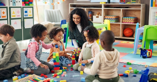 EseagaO's tweet image. Learning doesn’t have to be long to be effective. It just needs to be engaging.

👉 Keep it short.
👉 Keep it fun.
👉 Keep it moving.

That’s how we win their attention.

#ChildCenteredLearning #TeachingTips #FreepikPhoto