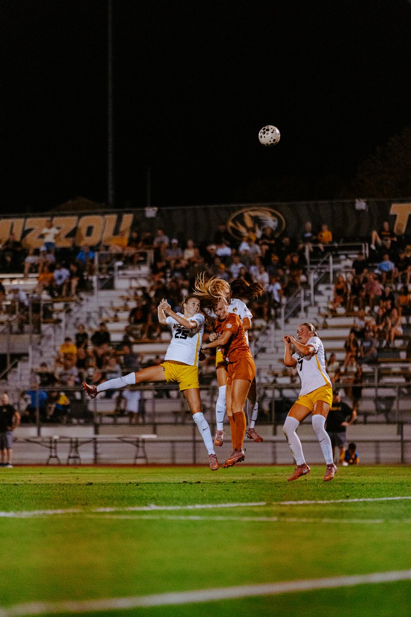 First conference game🤝 First conference win
#MIZ 🐯 <a href="/MizzouSoccer/">Mizzou Soccer ⚽️</a>