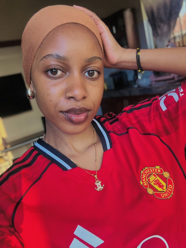 Manchester United fans, let’s follow each other.❤️🤝🥰🎉🎉🏆