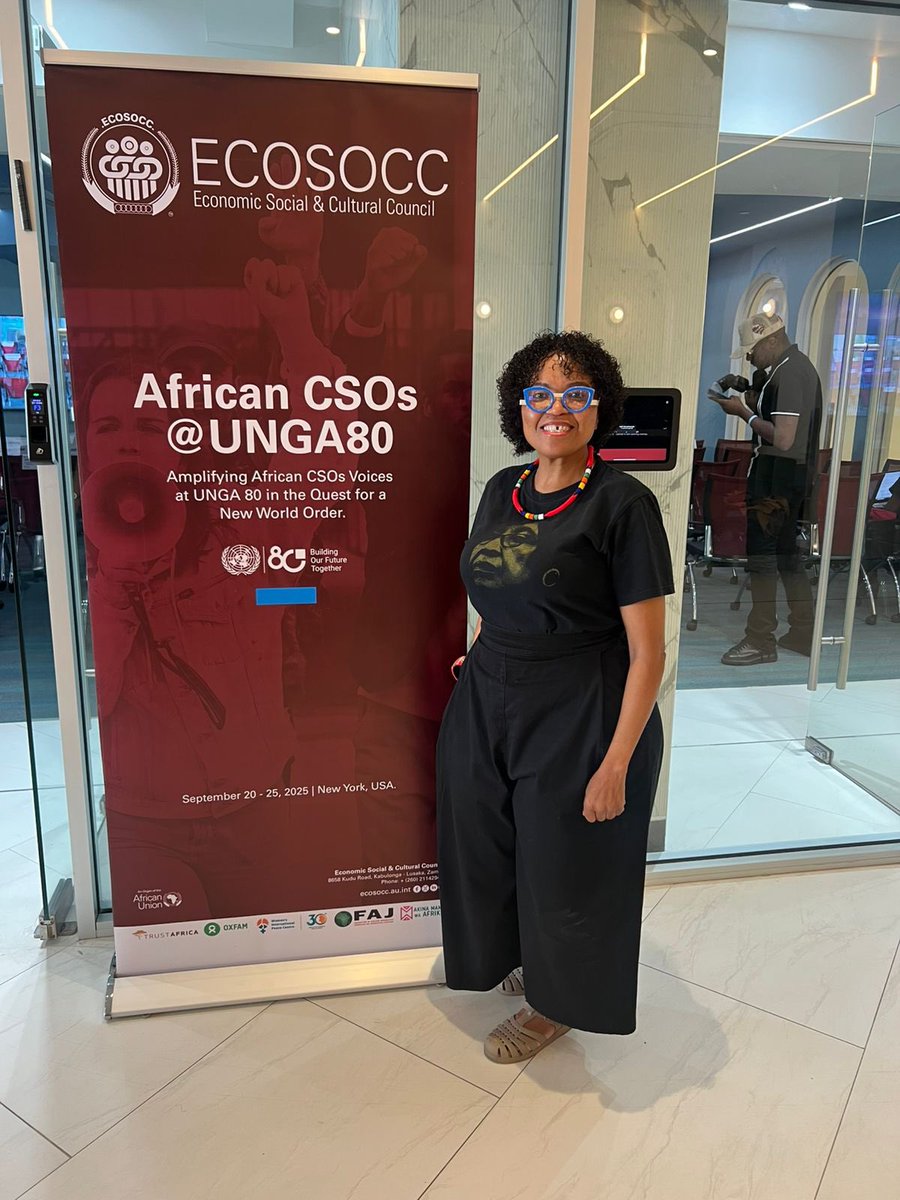 _Hlanganisa's tweet photo. At #UNGA80, Hlanganisa Community Fund, led by Board Chair Lebogang Ramafoko, stands with global partners to amplify African voices, turn frameworks into action &amp; demand justice, equity &amp; accountability in global governance.

 #SocialJustice #GenderJustice #AfricaLeads https://t.co/BYmHARatl5