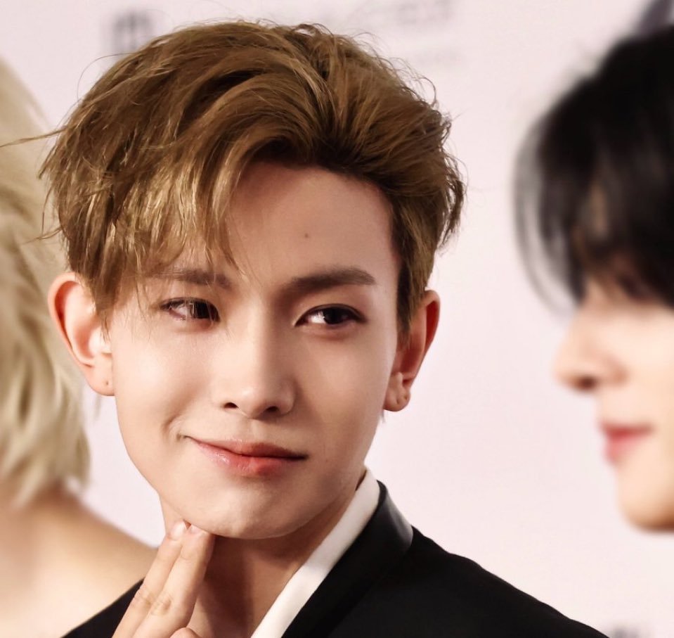 ctrlhee's tweet image. heejake is real