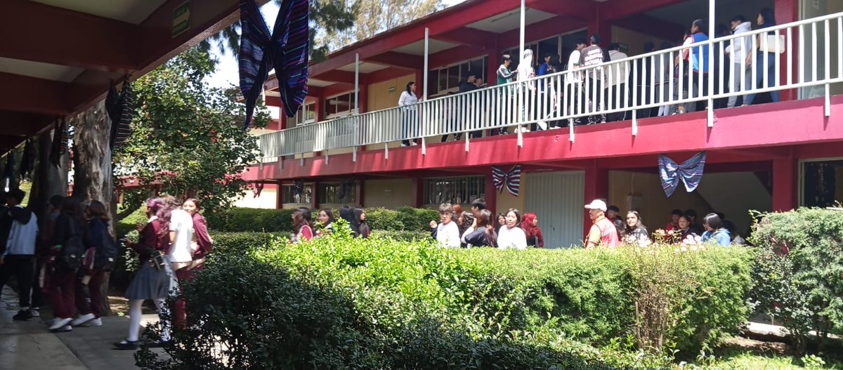 CEM_Ixtapal's tweet photo. Porque la prevención es clave, estamos comprometidos con la seguridad de nuestra comunidad educativa. Participando activamente en el #MegaSimulacro2025 para fomentar una cultura de prevención. #ProtecciónCivil #ApasionadamenteCONALEP
@rrocio 
@conalep_edomex https://t.co/5DTAHlTBhk